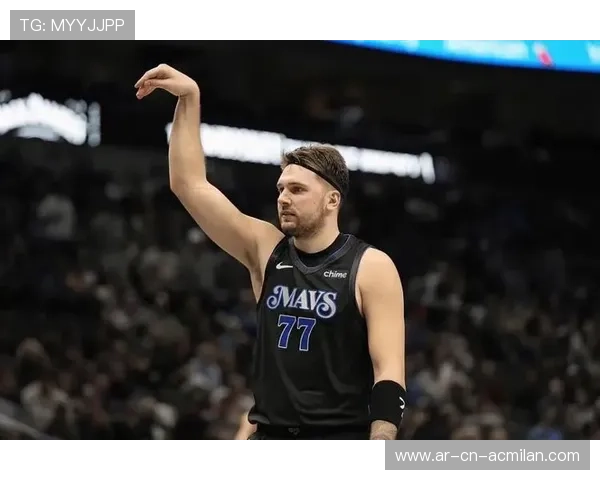 东契奇第三节连投连中,独行侠把握比赛主动 东契奇第三节连投连中,独行侠把握比赛主动