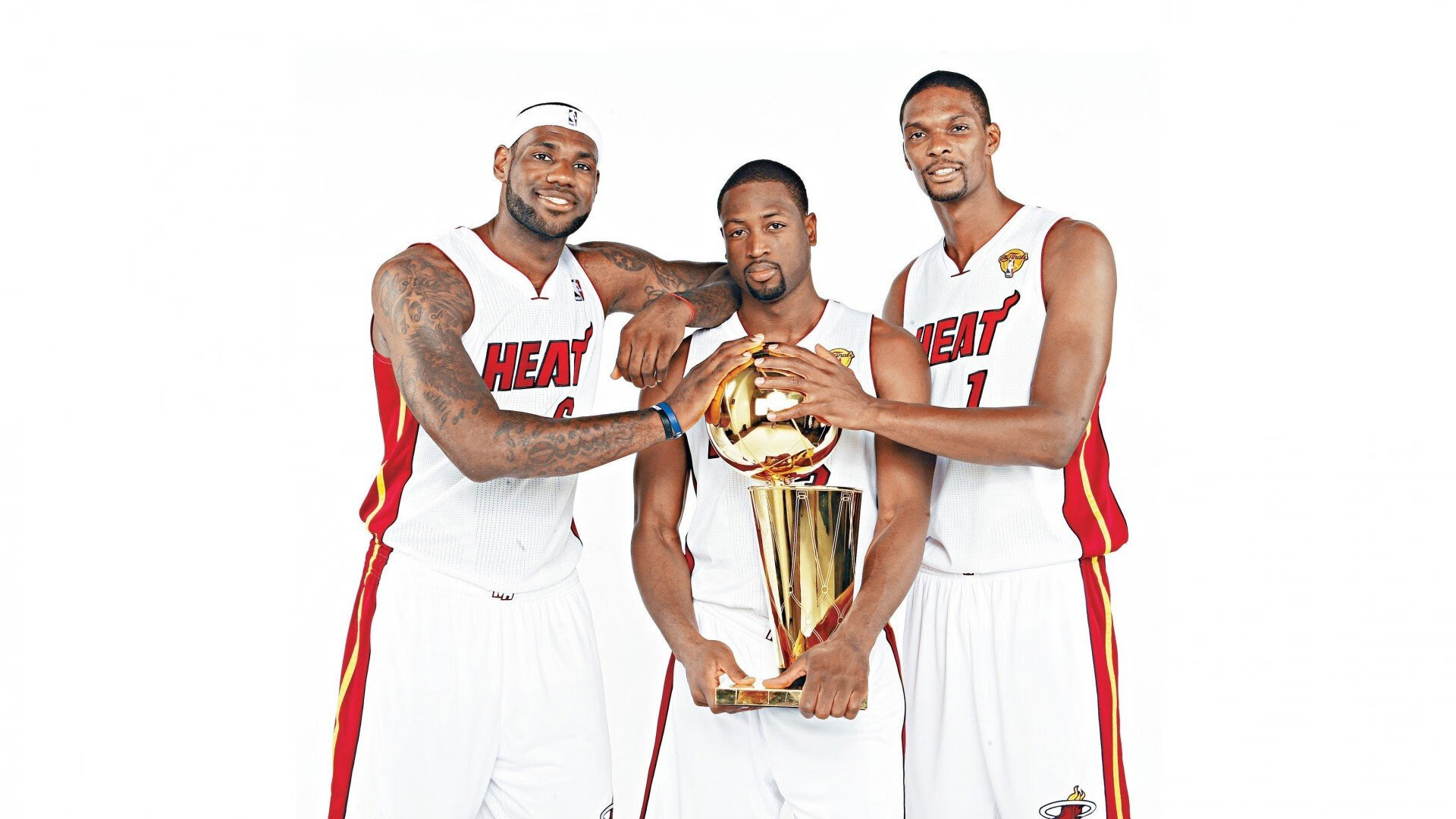 ATP巡回赛多场比赛进入决胜盘